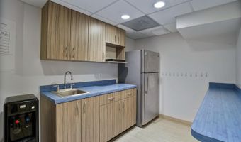 3 WASHINGTON Cir NW G2, Washington, DC 20037
