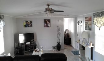 13 Valiant Dr, Coventry, RI 02816