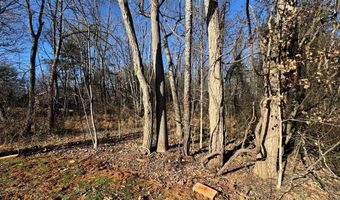 7105 Richmond Hwy, Appomattox, VA 24522