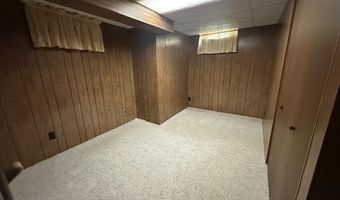 51 Elm Blvd, Babbitt, MN 55706