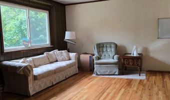 18739 Midland Trl, Ansted, WV 25812