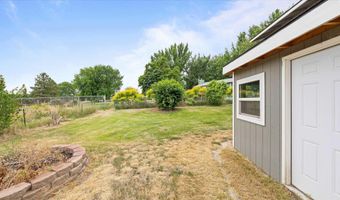 7 W Wagon Wheel Pr NW, Benton City, WA 99320