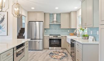713 Chapman St, Ashland, VA 23005