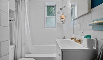 49 Arnold St, East Providence, RI 02915
