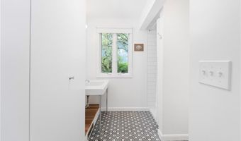20 Dons Ln, Little Compton, RI 02837