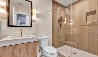 690 Club Dr W, Aurora, OH 44202