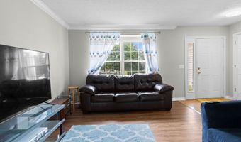 6951 Governors Pointe Blvd, Indianapolis, IN 46217