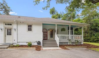 15 Palmetto Beach Dr, Bluffton, SC 29910