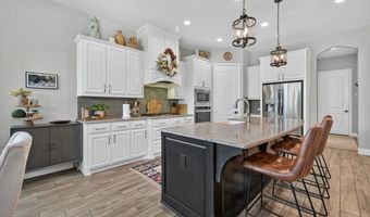 15040 Belclaire Ave, Aledo, TX 76008