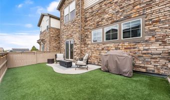 24846 E Calhoun Pl B, Aurora, CO 80016