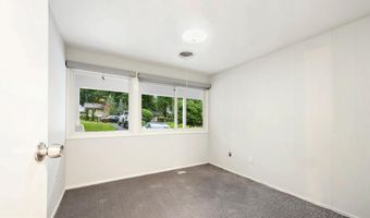 7614 HAMILTON SPRING Rd, Bethesda, MD 20817