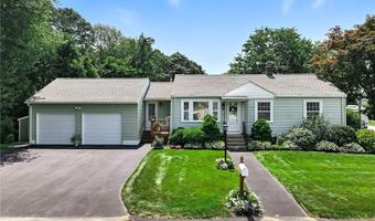 54 Novelty Rd, Warwick, RI 02889