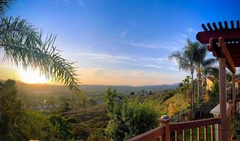 3829 Pinnacle Pl, Escondido, CA 92025