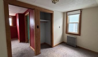 39 Abenaki Ln, Berlin, NH 03570