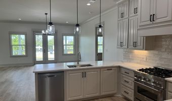 5009 Alaska St, Bay St. Louis, MS 39520