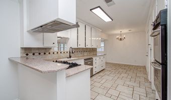2708 Tallow St, Alvin, TX 77511