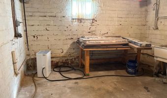 715 Grand Ave, Alden, IA 50006