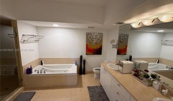 19900 E Country Club Dr 804, Aventura, FL 33180