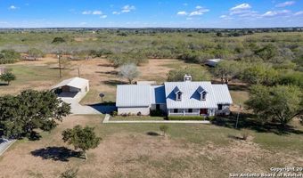 136 Country Pl, Adkins, TX 78101