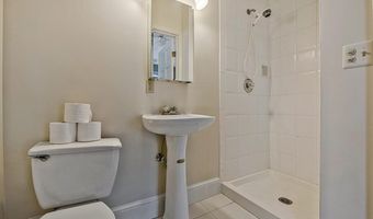 115 LUCAS Ln, Bethesda, MD 20814
