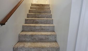 570 Remington Ln, Acworth, GA 30101