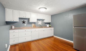 41 Gault Rd, Bedford, NH 03110