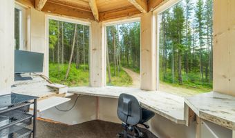 527 Aspen Dr, Bonners Ferry, ID 83805