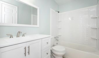 8429 Highway 613 1, Moss Point, MS 39562