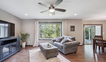 13715 Grafton Ct, Apple Valley, MN 55124