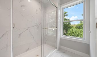 605 Bay Blvd, Bayville, NJ 08721
