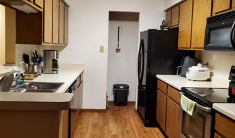 1140 MORRAINE VIEW Dr 204, Madison, WI 53719