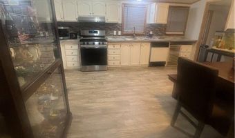1414 Chestnut St St, Alden, NY 14004