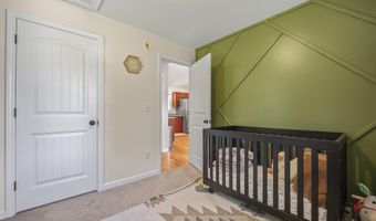 61 Dolloff Rd, Sebago, ME 04029