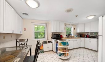 15 Thomas St, North Providence, RI 02911