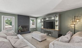20565 SW FLORENCE St, Beaverton, OR 97078