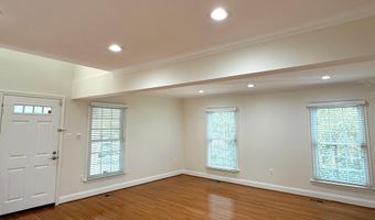 2438 S WALTER REED Dr S E, Arlington, VA 22206