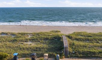 305 S Bald Head Wynd 21, Bald Head Island, NC 28461