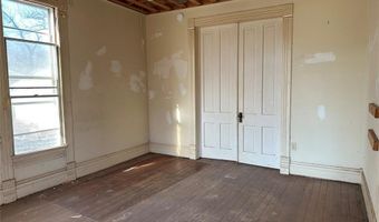 1008 W Colorado St, Chickasha, OK 73018