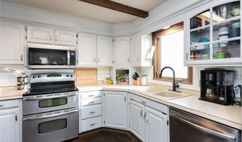 605 E Hawthorne St, Albert Lea, MN 56007