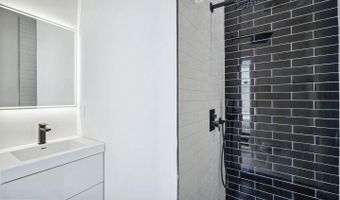 1307 LONGFELLOW St NW #10, Washington, DC 20011