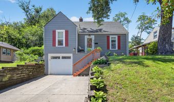936 28th St, Des Moines, IA 50312