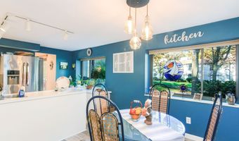 11 Harbour Vlg B, Branford, CT 06405