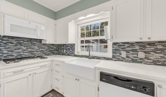209 Noblitt St, Albertville, AL 35950