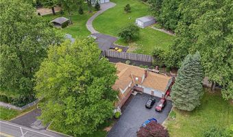 3082 Pricetown Rd, Alsace, PA 19560