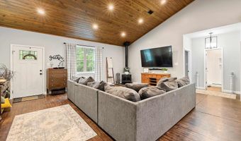 908 Oak Grove Rd, Amity, AR 71921