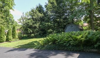411 Lakeshore Rd, Ashland, OH 44805