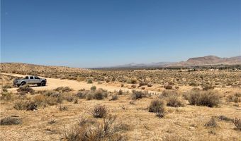 7 Ocotillo Way, Apple Valley, CA 92308