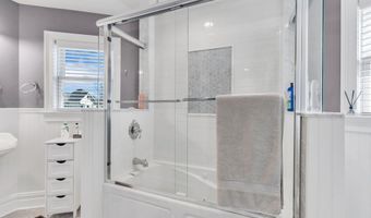 301 10th Ave, Belmar, NJ 07719