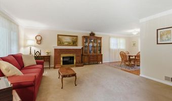 4703 EXETER St, Annandale, VA 22003