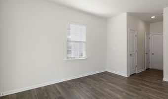 1061 Misty Creek Dr, Aberdeen, NC 28315